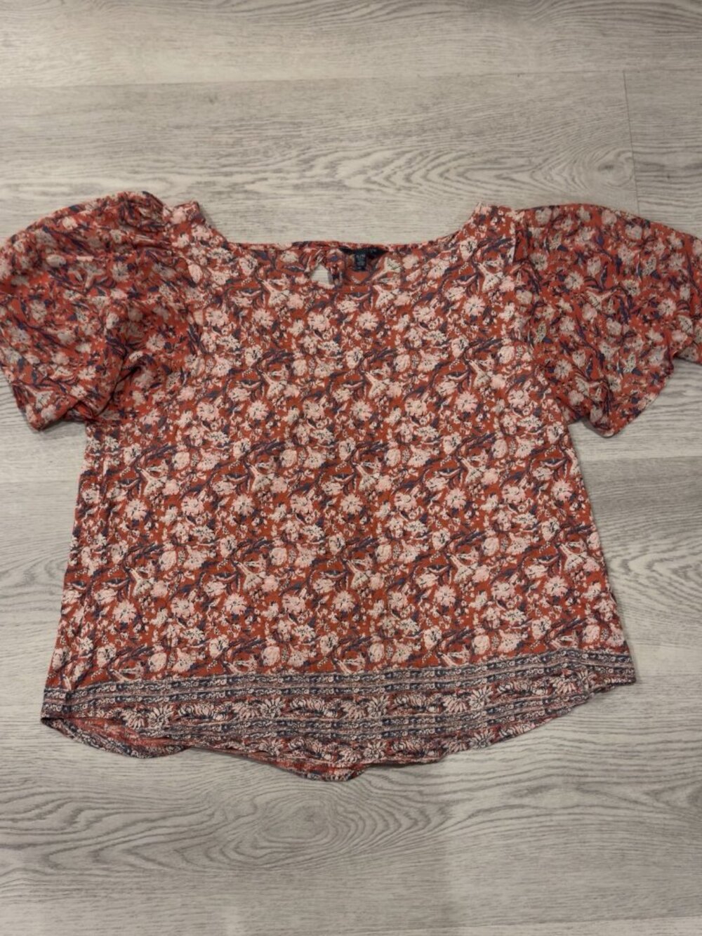 Lucky Brand Floral Print Top Size XL Keyhole Neck Boho Short Sleeve Blouse
